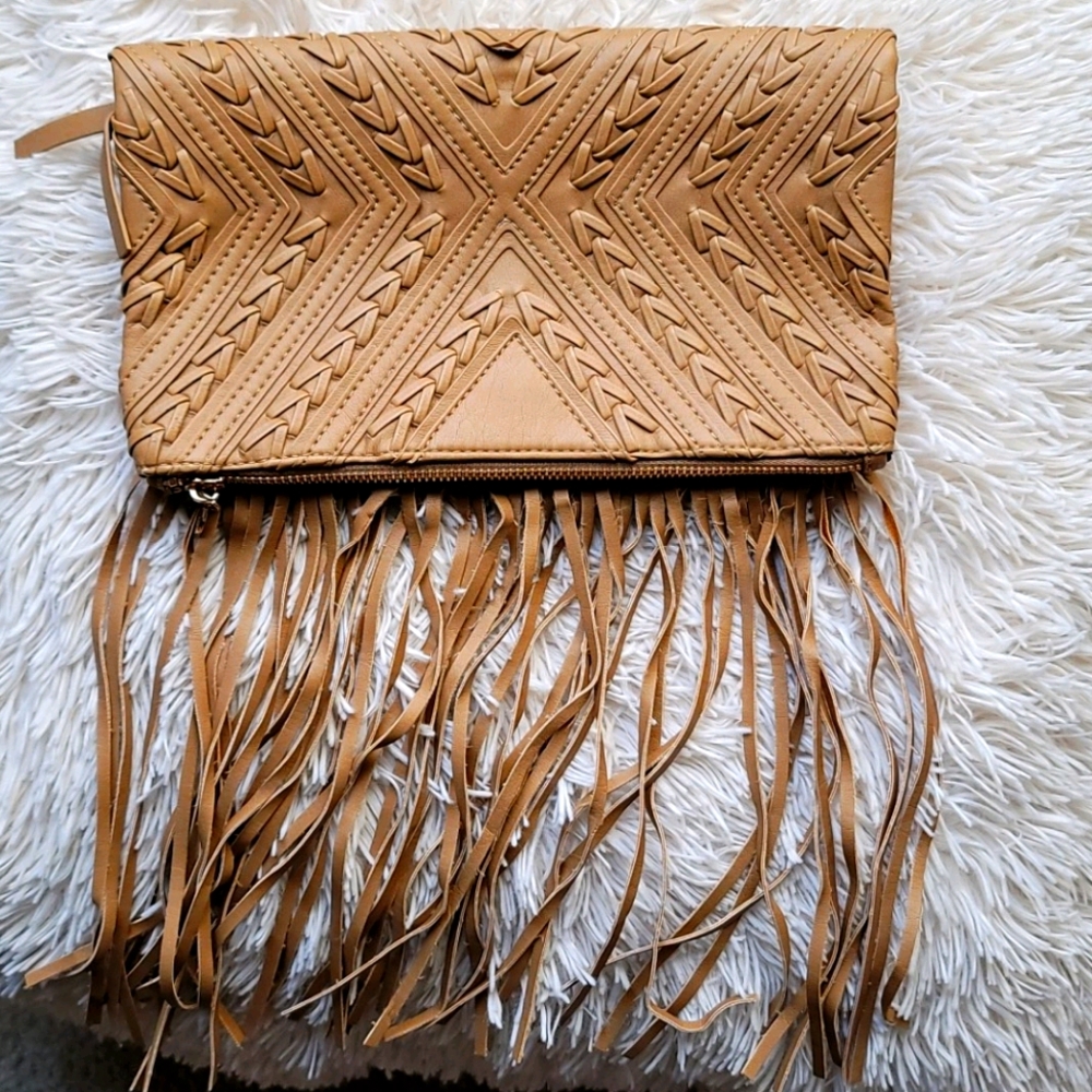 BCBGeneration Clutch